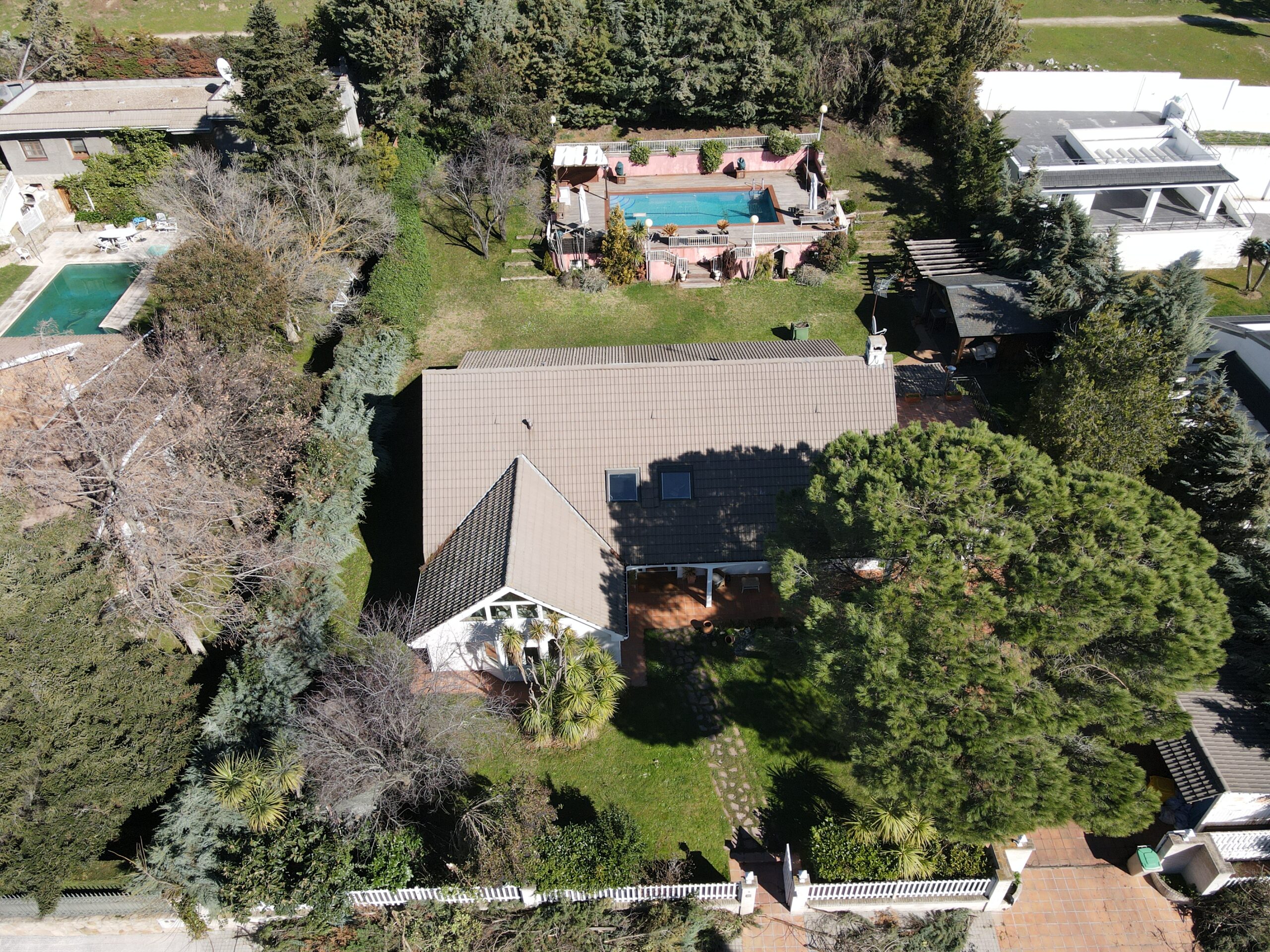 ¡VENDIDO! Chalet en calle cipreses. Urbanización Monteclaro. Pozuelo de Alarcón