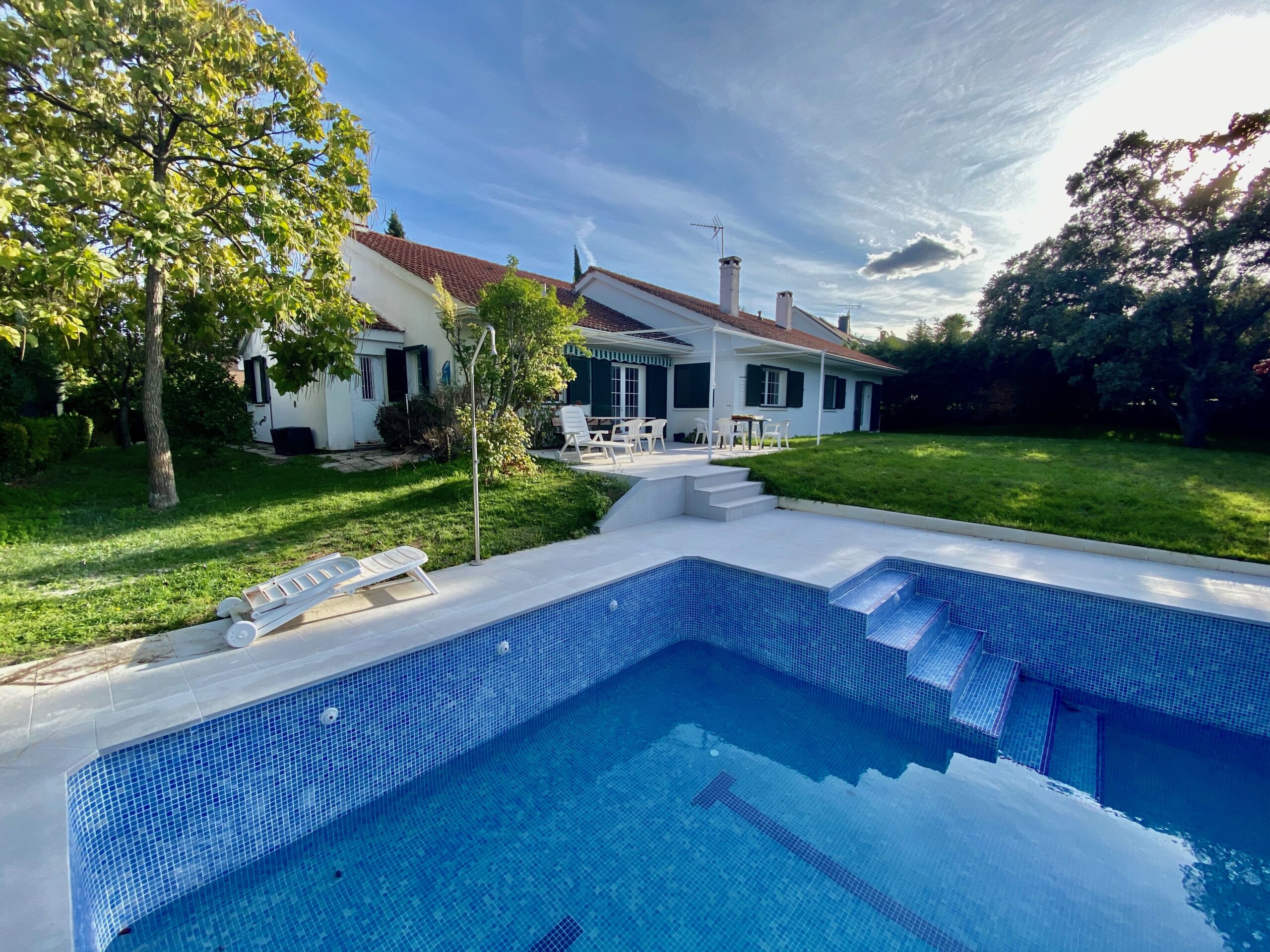 Chalet en alquiler Monteclaro